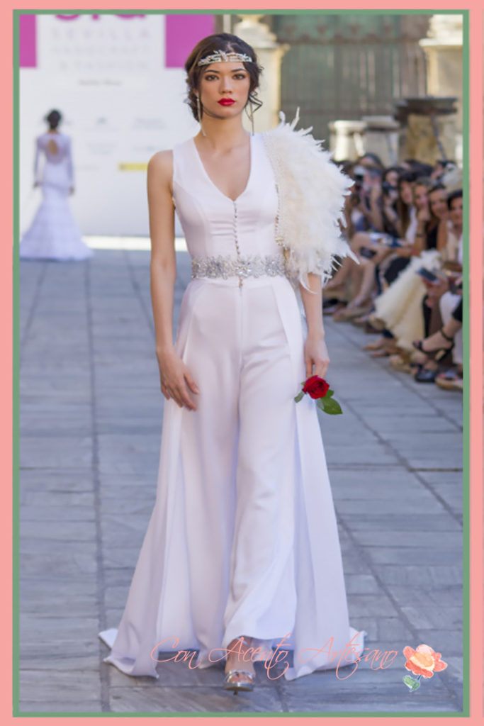 Traje de novia pantalón de Atelier Rima