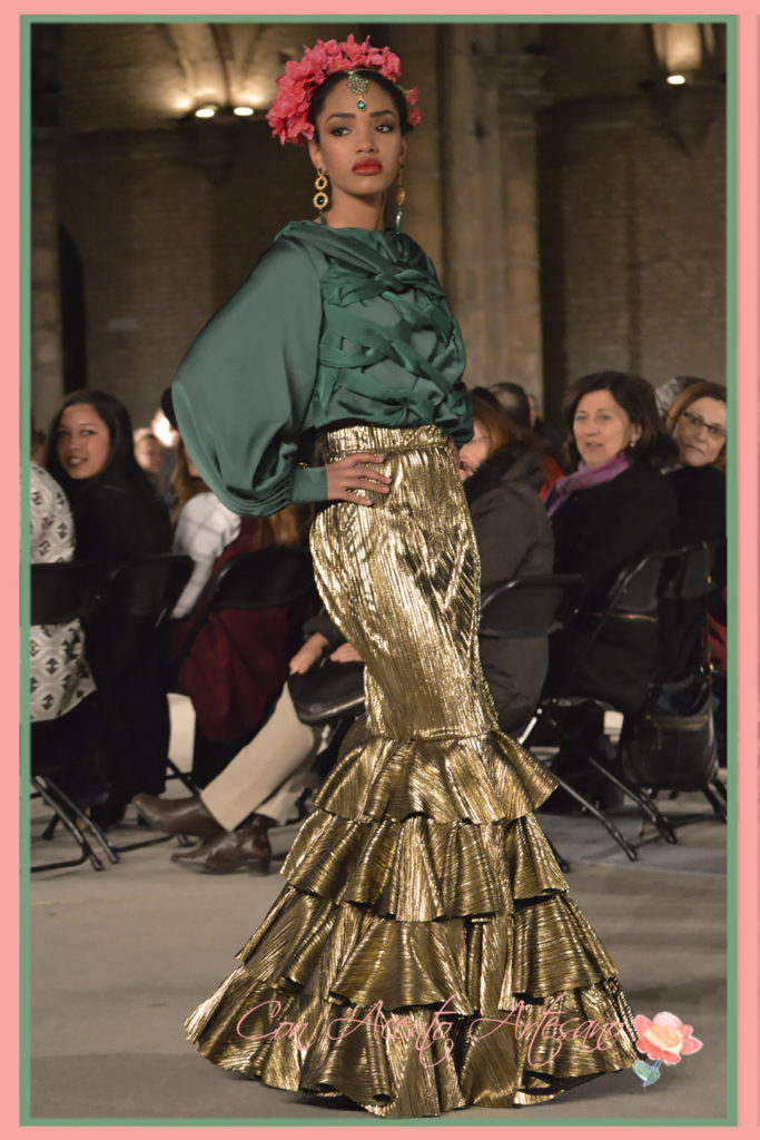 Dorados y sedas para traje flamenca de Didí Martí en Wappíssima 2016