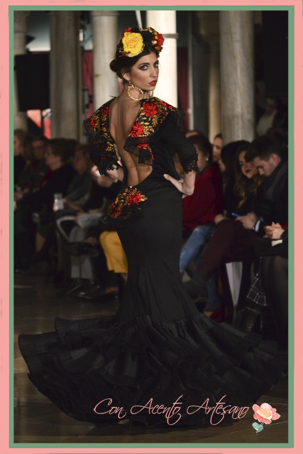 Sirenas flamencas de Volantes con Aire de Fiesta - Acento Artesano | Trajes de flamenca, Moda, Vestidos de Vestidos de Invitadas y