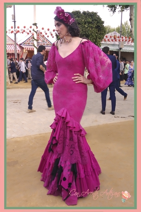 Traje de flamenca buganvilla de Gaviño - Acento Artesano | Trajes de flamenca, Moda, Vestidos de Novia, Vestidos de Invitadas y Belleza