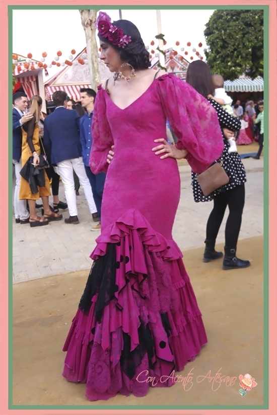 Traje de flamenca buganvilla de Gaviño - Acento Artesano | Trajes de flamenca, Moda, Vestidos de Novia, Vestidos de Invitadas y Belleza