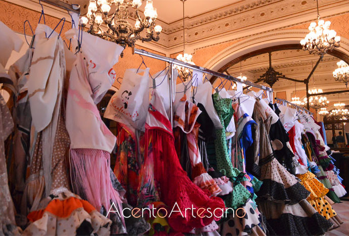 Backstage en We Love Flamenco 2019 de la colección Encantamiento de Lola Azahares