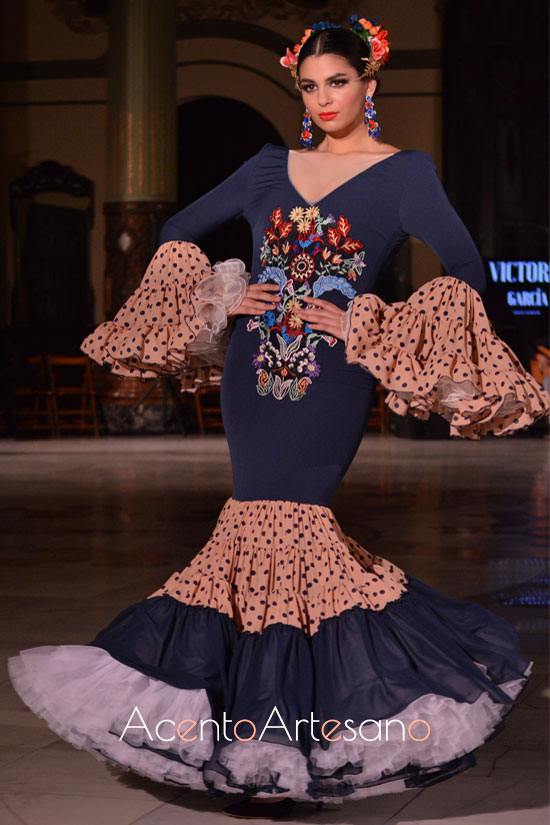 Trajes de flamenca para Romería Virgen de la Cabeza - Acento Artesano | Trajes de flamenca, Moda, Vestidos Novia, Vestidos de Invitadas y Belleza