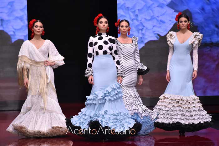 Trajes flamenca en y lunares de Cristina Vázquez en SIMOF Acento Artesano | Trajes de flamenca, Moda, Vestidos Novia, de Invitadas y Belleza